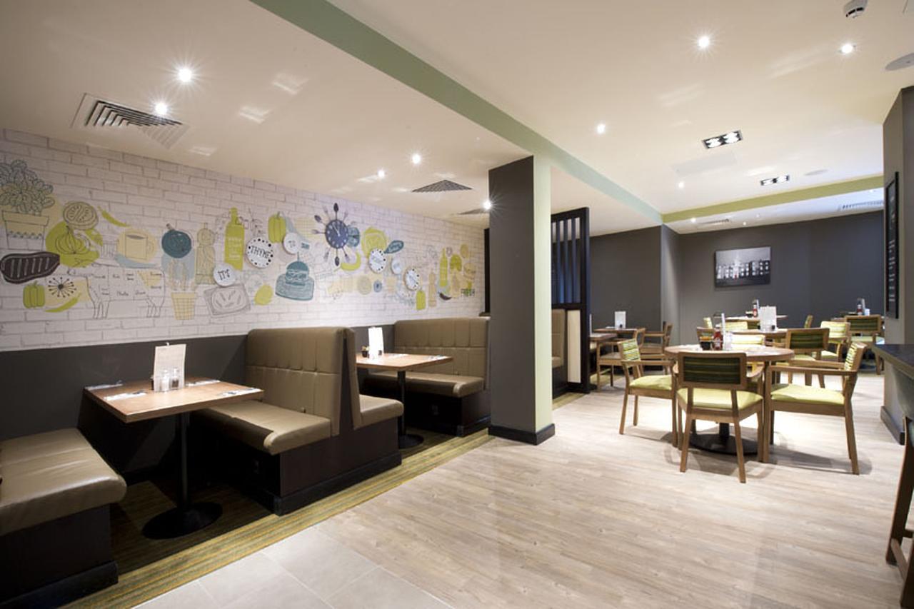 Premier Inn London Tottenham Hale Exterior foto