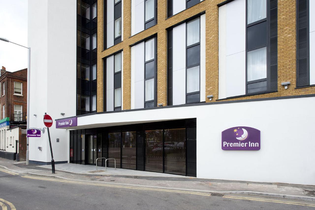 Premier Inn London Tottenham Hale Exterior foto