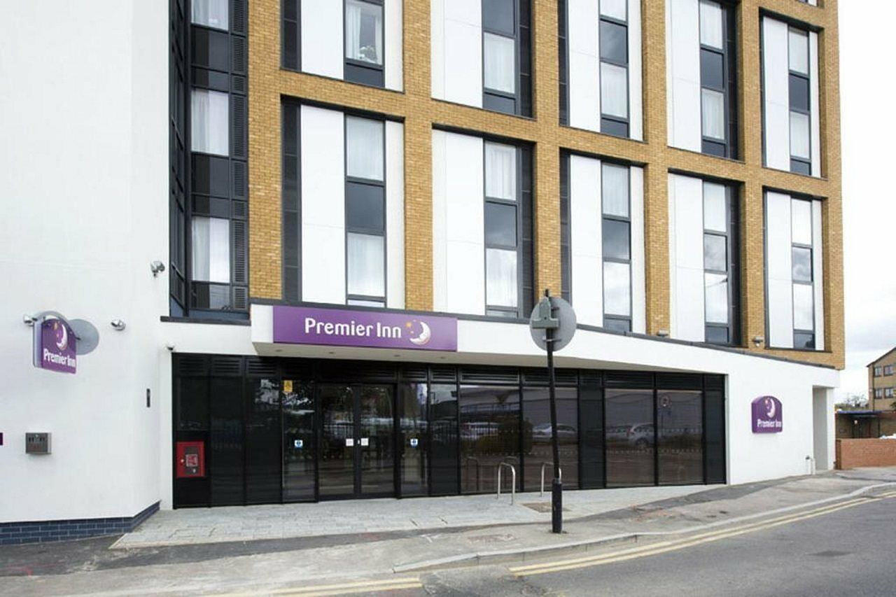 Premier Inn London Tottenham Hale Exterior foto